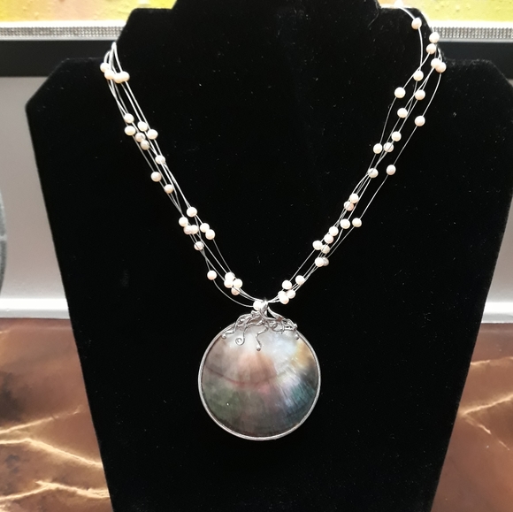 925 sterling mother of pearl disc with seed pearl necklace - Picture 2 of 9